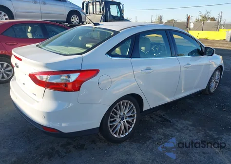 2012 Ford Focus Sel z USA, uszkodzony, nr VIN 1FAHP3H23CL348860